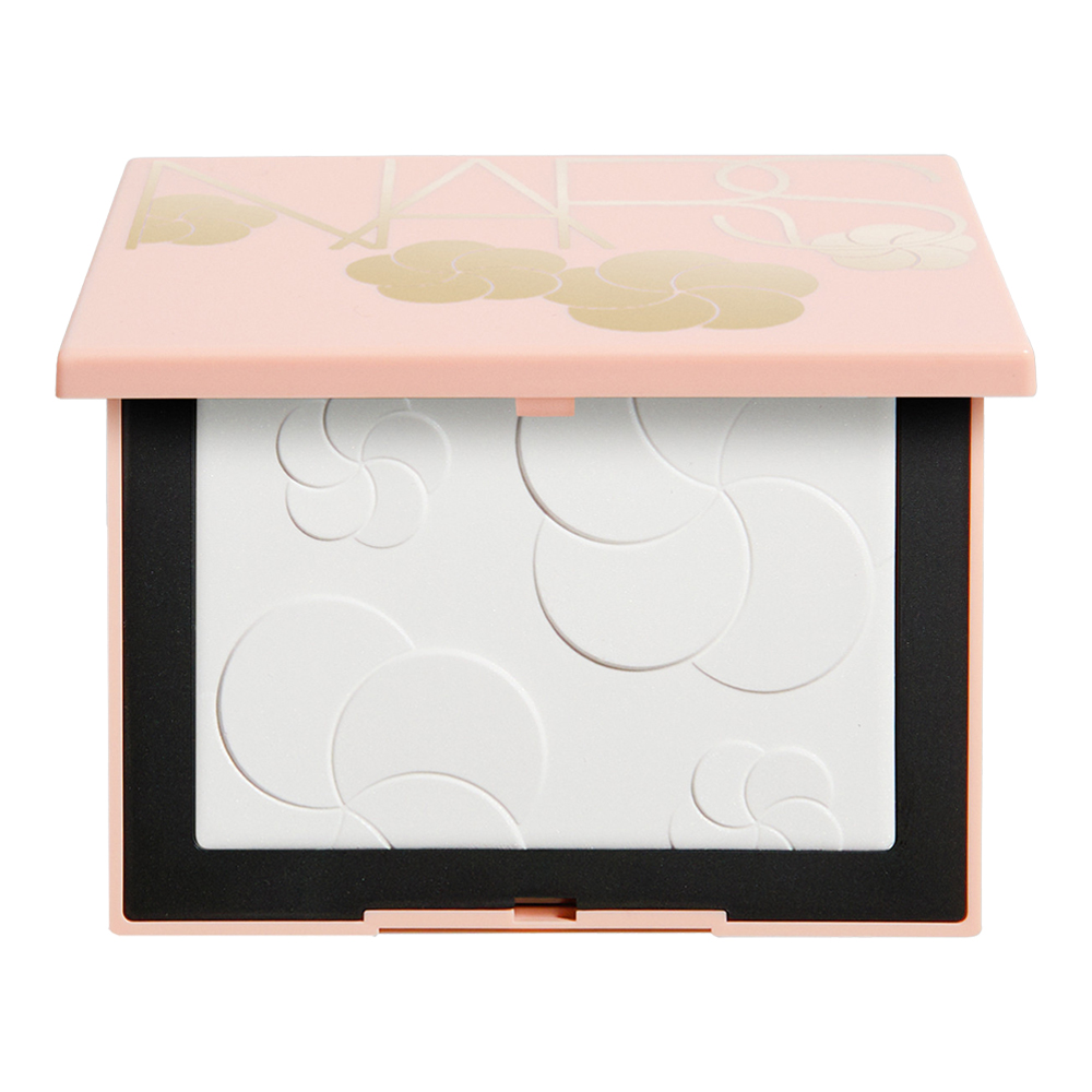 The Petal Play Collection Light Reflecting™ Pressed Setting Powder (Limited Edition)