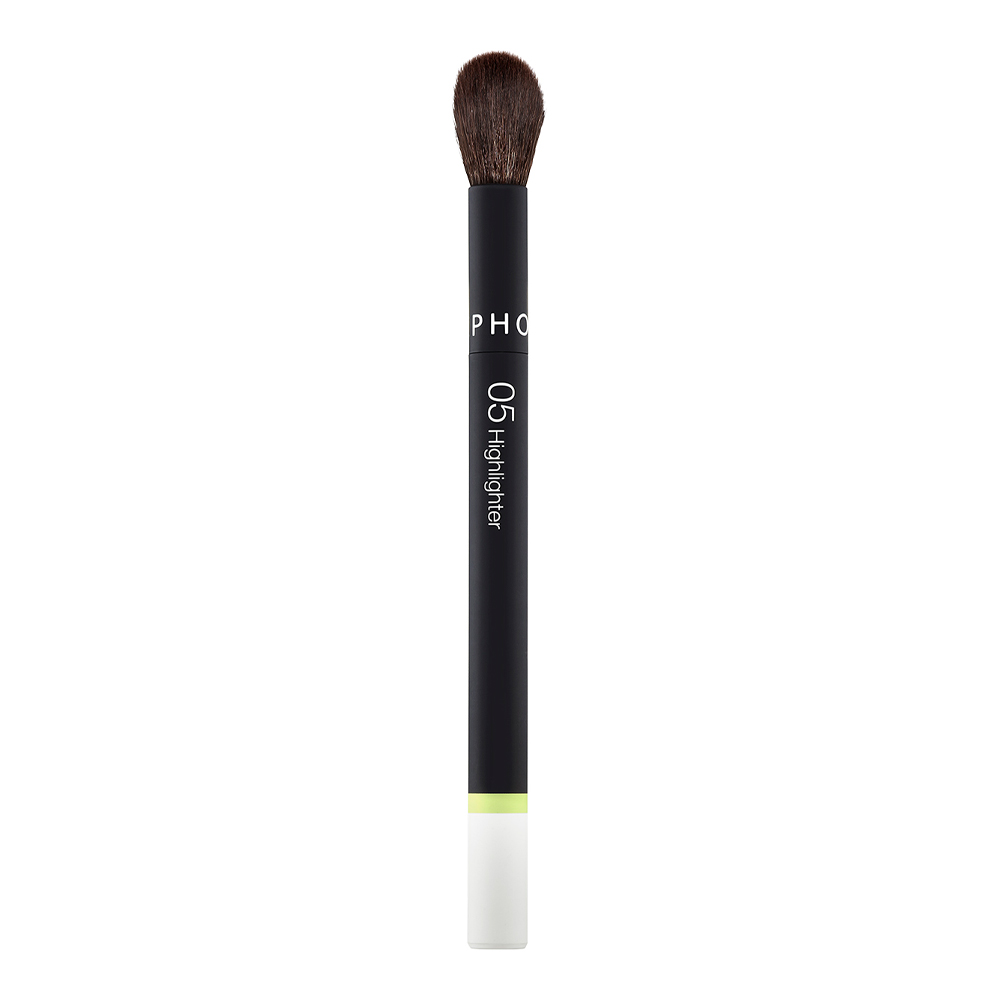 Essential Highlighter Brush 05