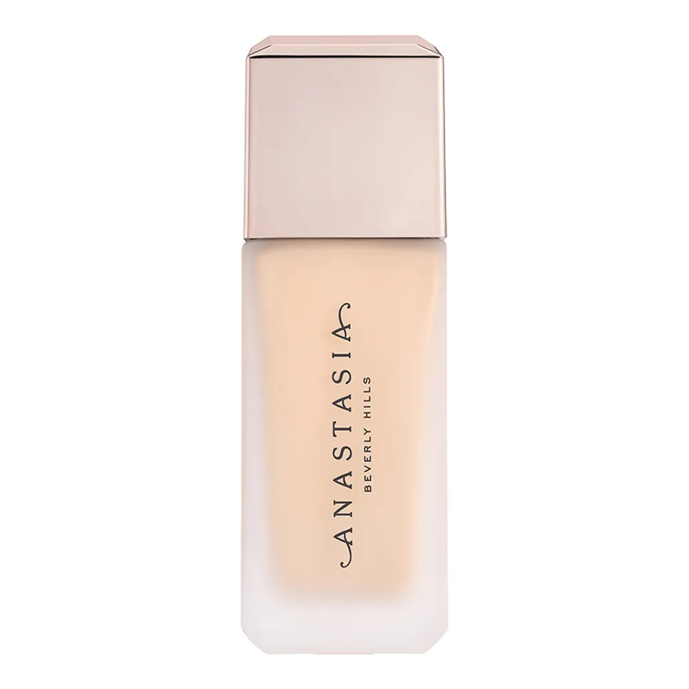 Impeccable Blurring Second Skin Matte Foundation